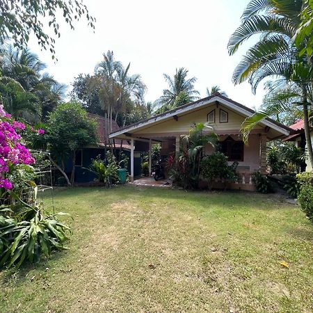 Garden Bungalow Resort Thai Mueang Exterior photo