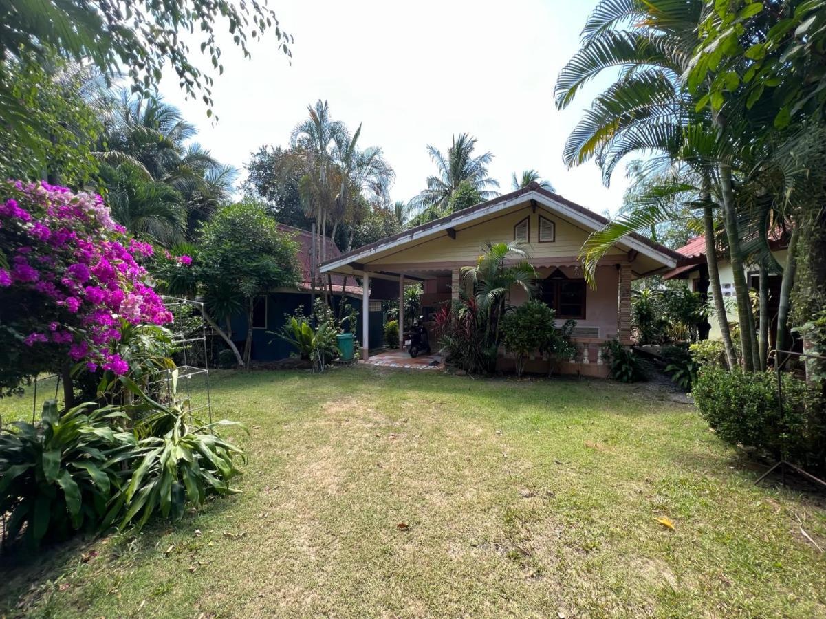 Garden Bungalow Resort Thai Mueang Exterior photo