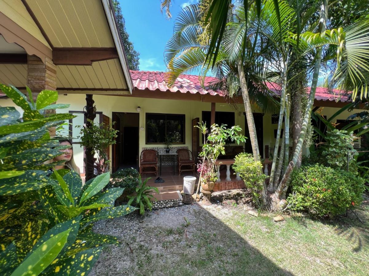 Garden Bungalow Resort Thai Mueang Exterior photo